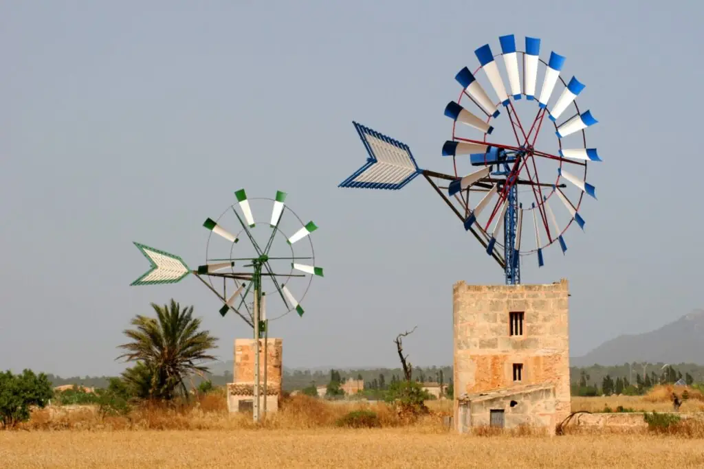 Historische Windmühlen in der Ebene von Campos